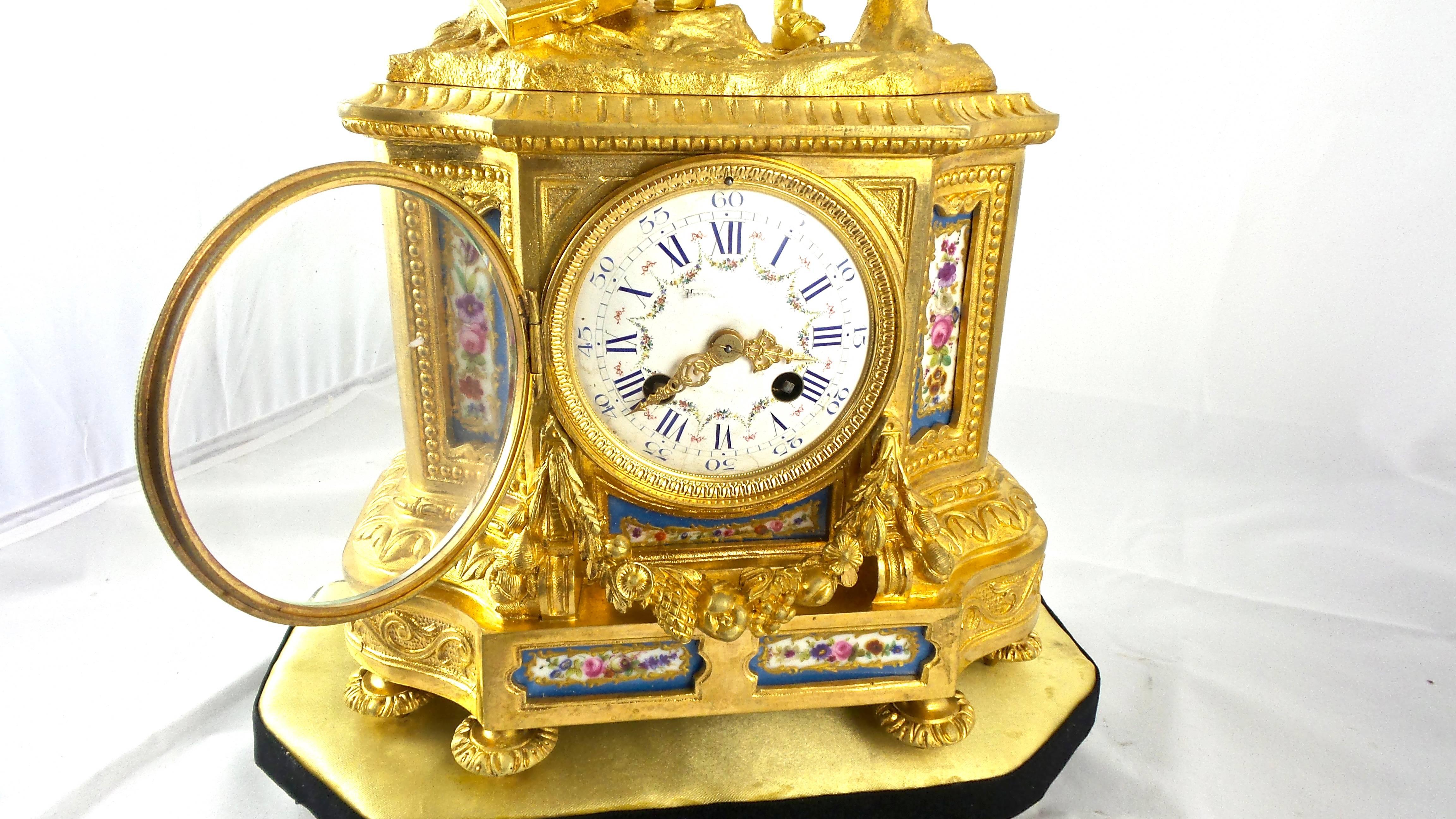19th Century French Mantel Clock Gilt Ormolu Bronze and Blue Sevres Porcelain In Excellent Condition For Sale In Aberdare, GB