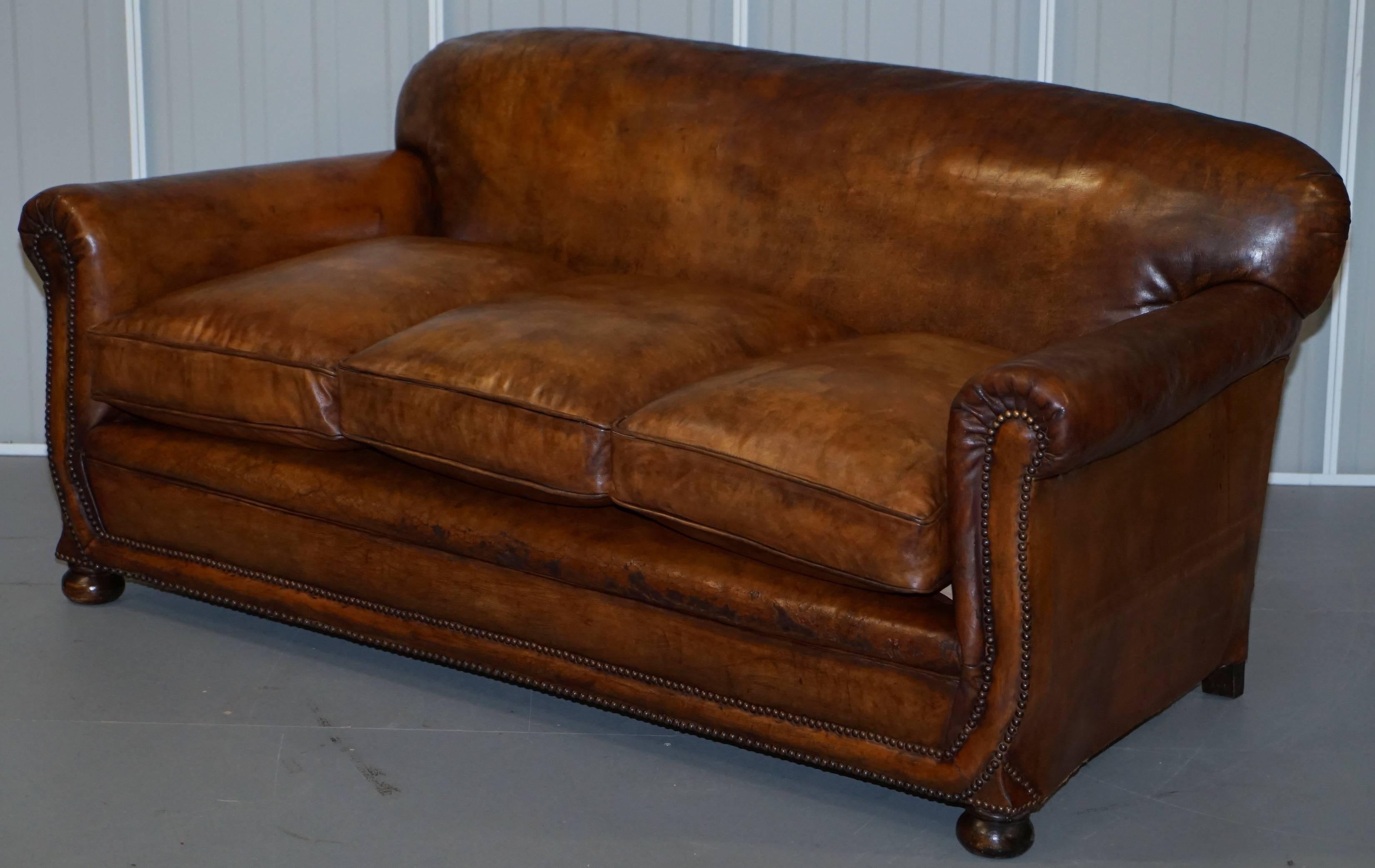 Edwardian Gentleman's Club Three-Piece Suite Pair of Armchairs and Sofa 1