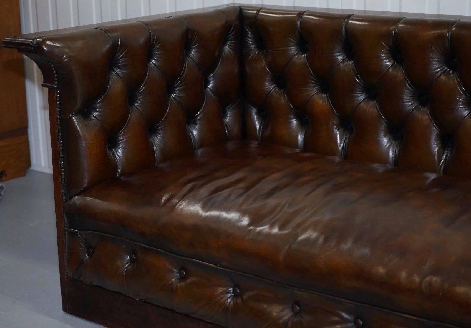 We are delighted to offer for sale this original fully restored late Victorian, circa 1890 Panelled oak Arts & Crafts Mission sofa buttoned in the Chesterfield manor

Please note the delivery fee is just a guide, for an accurate quote please