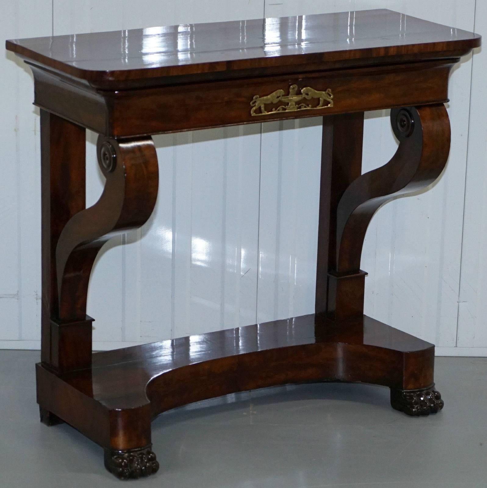 Hand-Carved Restored Original Stamped James Winter & Sons circa 1840 Mahogany Console Table