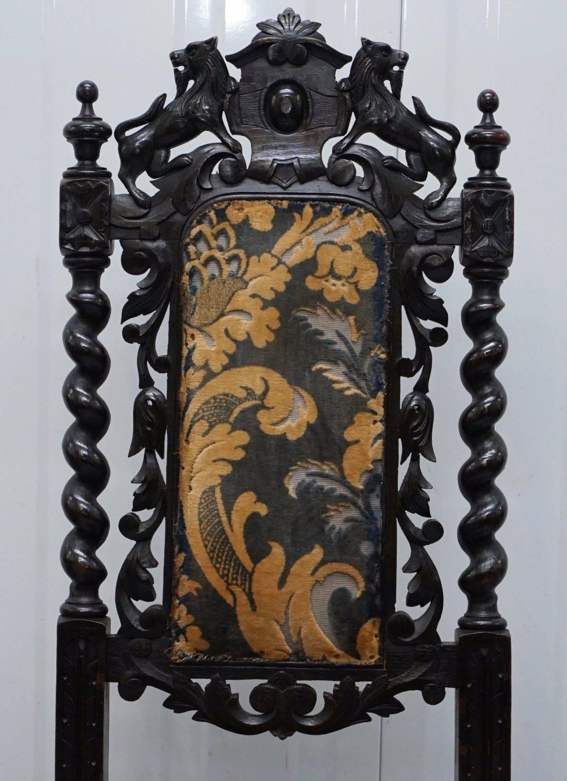 Oak Set of Six Hand-Carved Lion Detailed Gothic Jacobean circa 1700 Dining Chairs