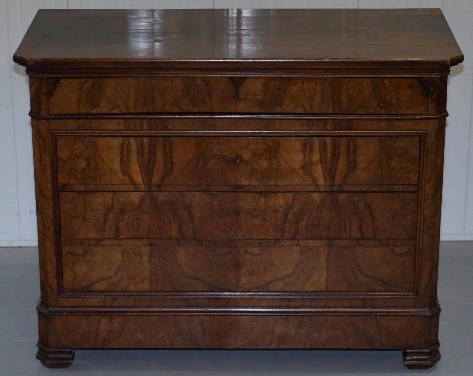 Nice antique circa 1860 solid walnut Bidermeirer chest / bank of drawers

Please note the delivery fee listed is just a guide, for an accurate quote please send me your postcode and I’ll price it up for you

Please note the delivery fee listed is