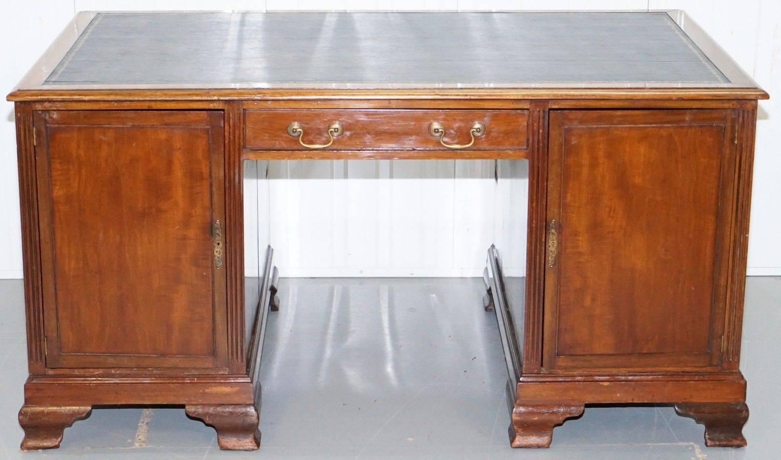 Hand-Carved Original Double Sided Twin Pedestal Victorian Mahogany Partner Desk