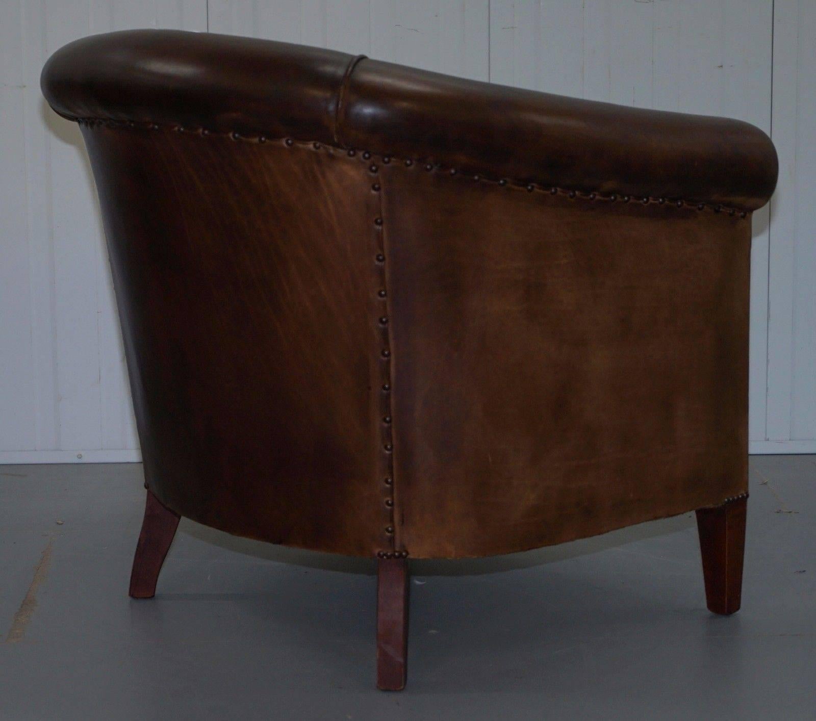 Hand-Carved Brown Leather armchair of Bath James Bond