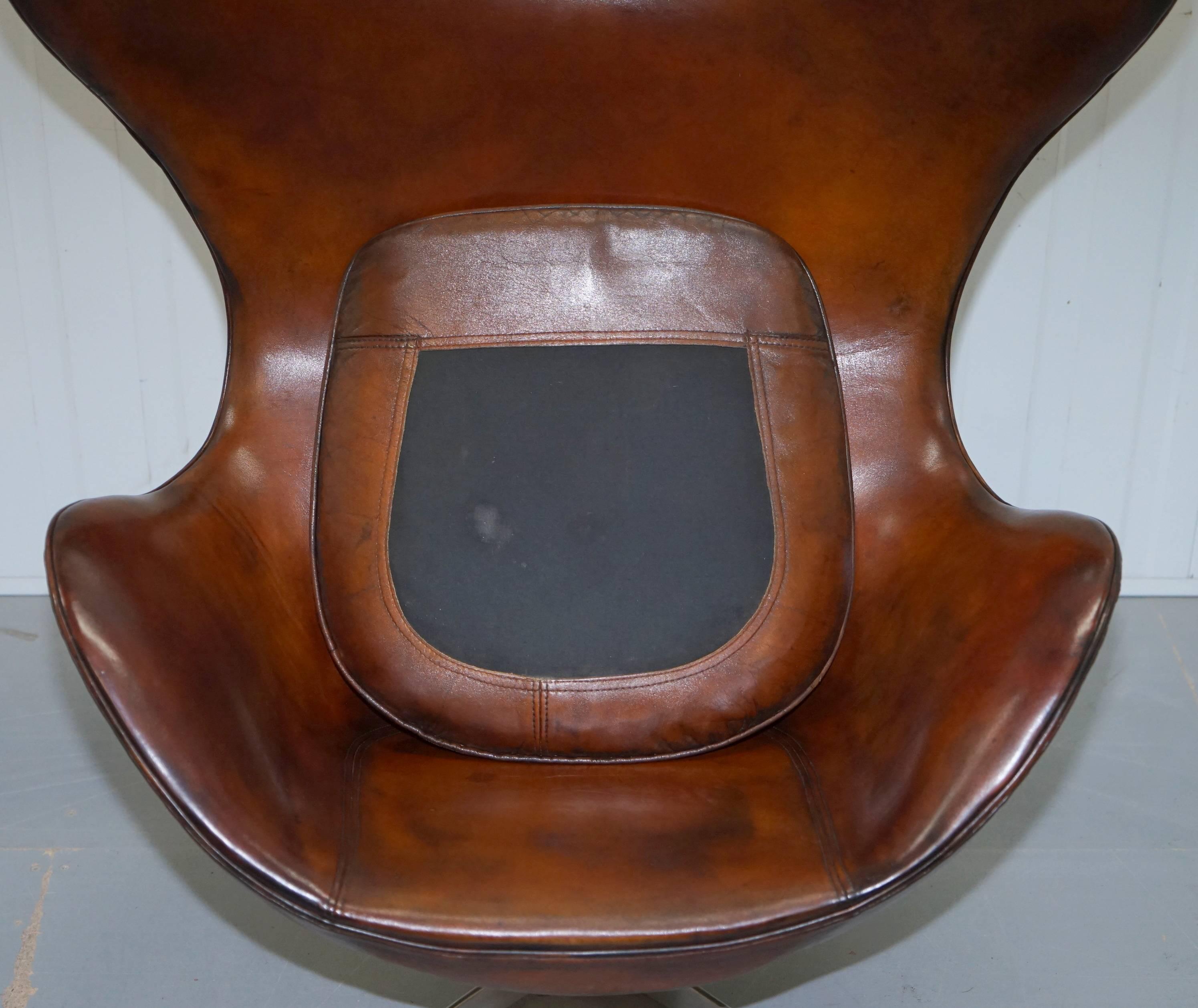Italian Original Stamped Fritz Hansen Egg Chair Arne Jacobsen Vintage Brown Leather