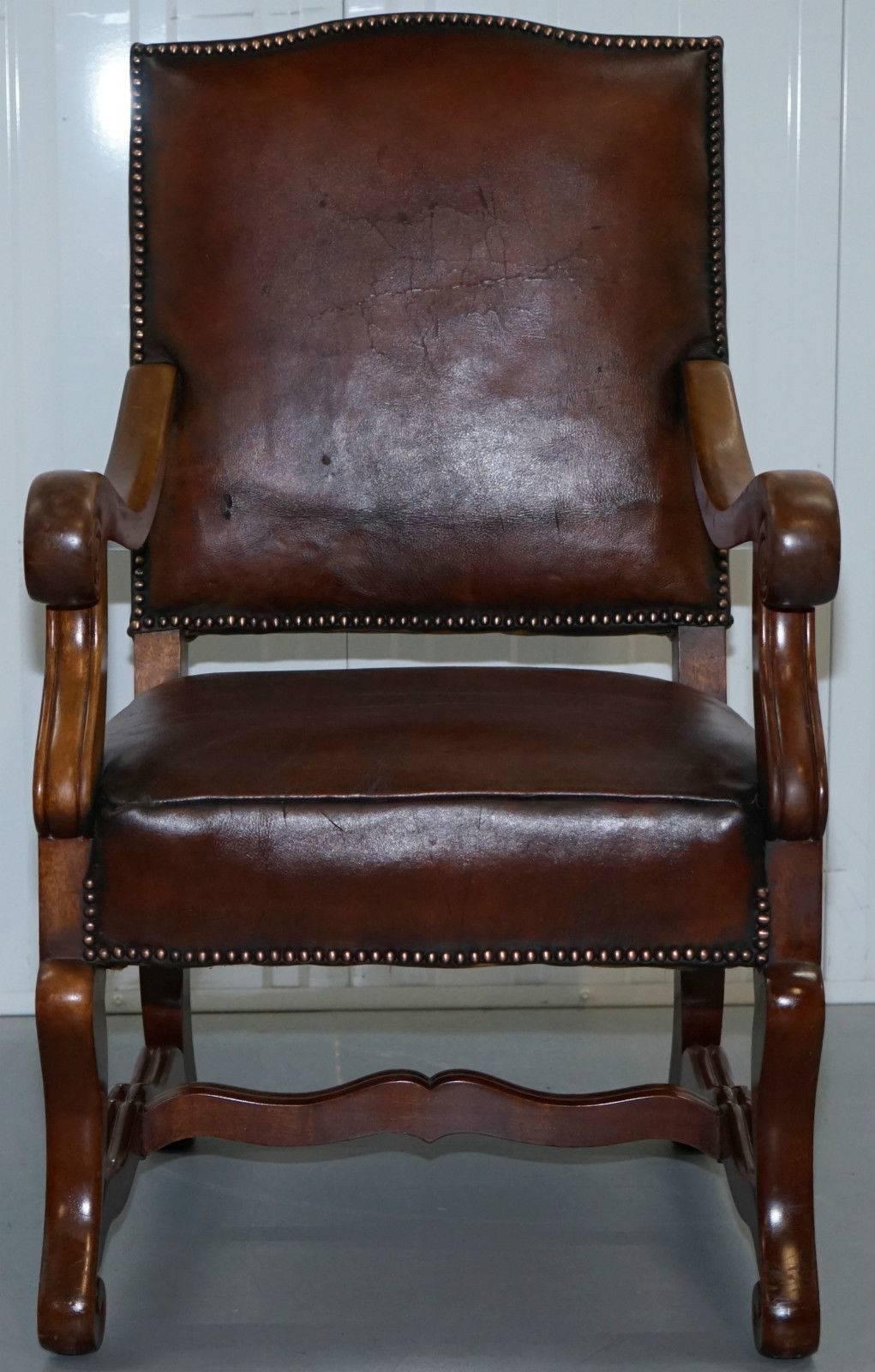 We are delighted to offer for sale this stunning pair of 19th century late Victorian Carolean throne armchairs in fully restored condition

These chairs are absolutely stunning, they were restored in the 1950s to include new leather upholstery and