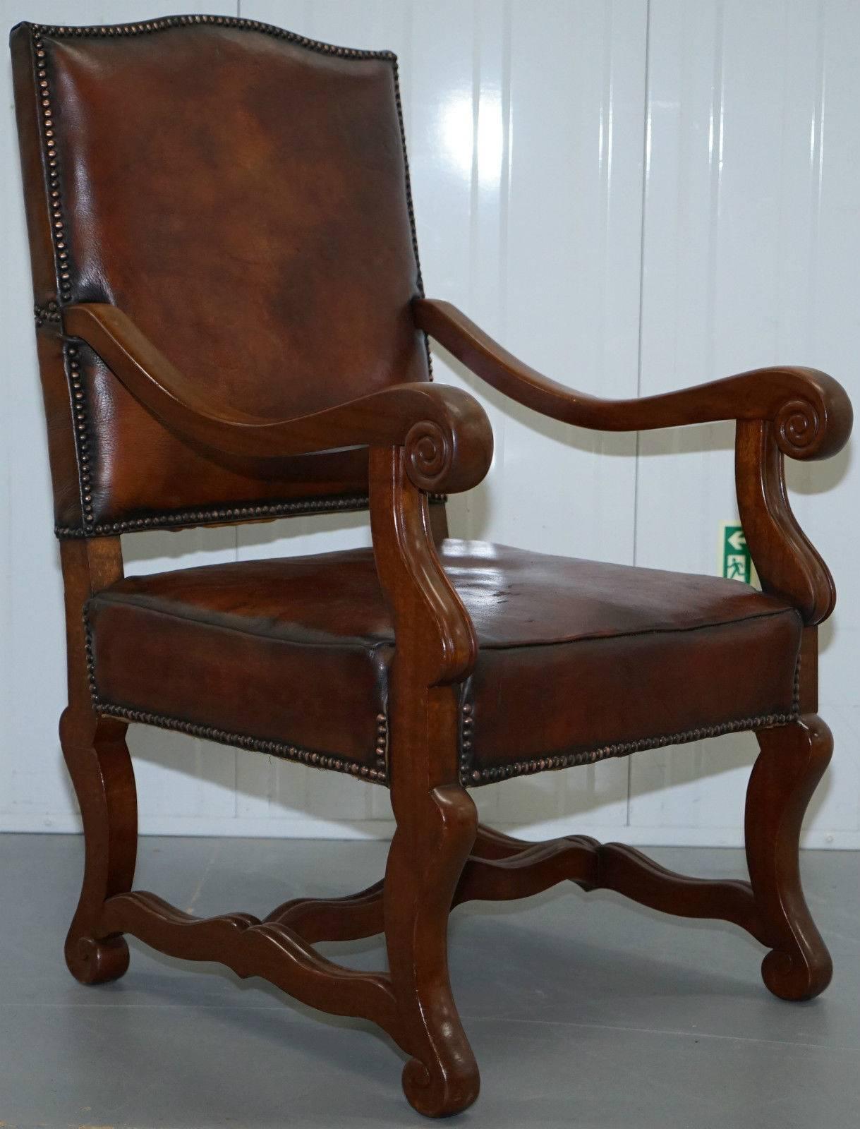 Pair of 19th Century Victorian Mahogany Brown Leather Carolean Throne Armchairs 6