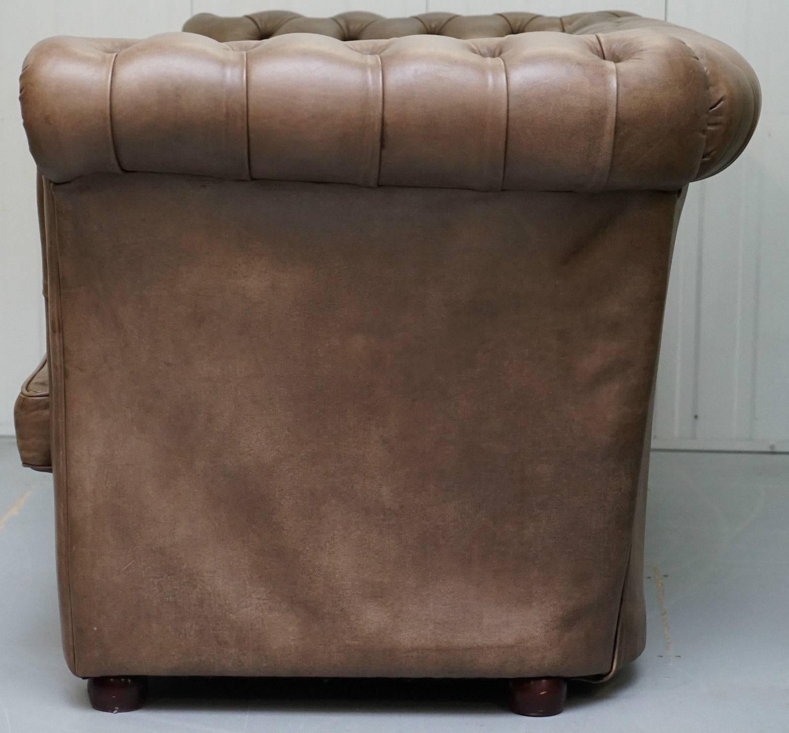 Rare Handmade Chesterfield Very Tall Club Sofa Luxury Leather 3