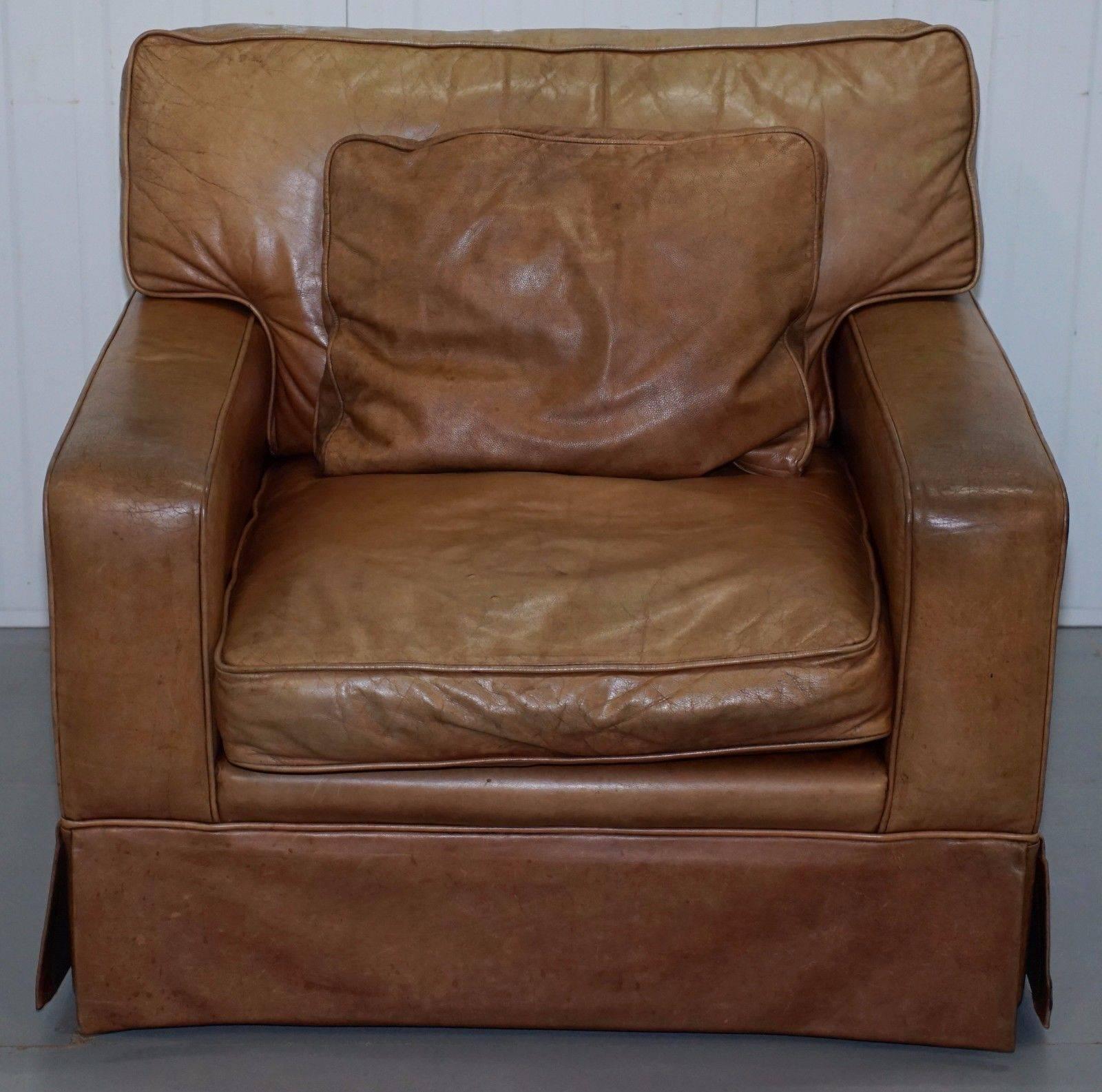 We are delighted to offer for sale this well used vintage pair of aged hand dyed brown leather club armchairs

These are nice looking and comfortable armchairs, they are well used and have that vintage distressed patina that seems very much on