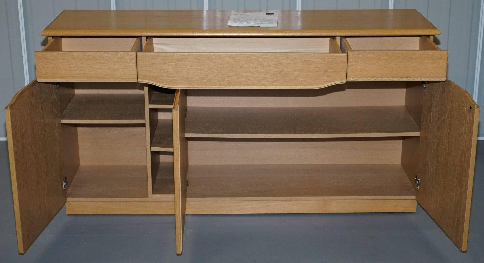 Modern Display Use Only Skovby SM303 Sideboard Buffet Counter Velvet Drawers