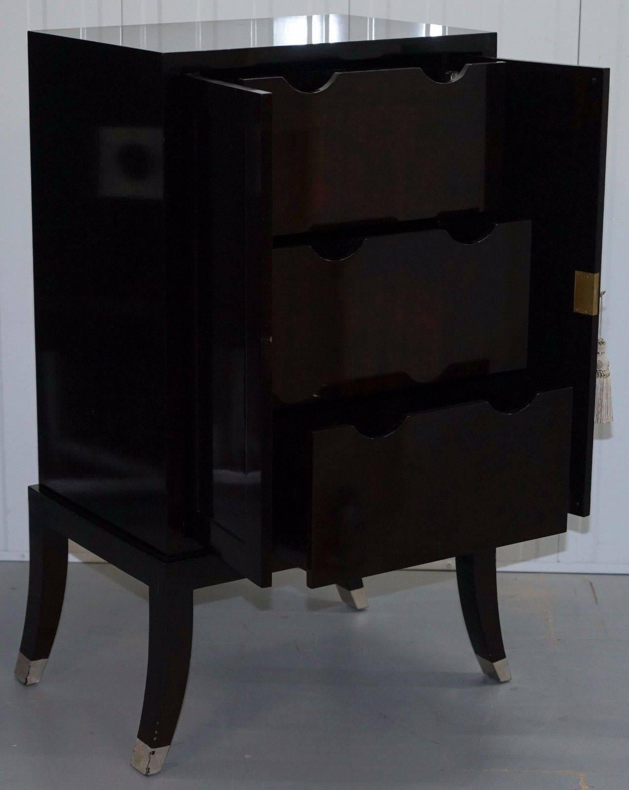 luxury chest of drawers