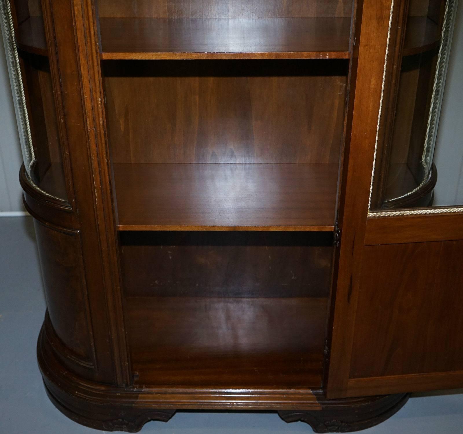 English Regency Style Walnut and Mahogany Bow Fronted Display Cabinet Bookcase 5
