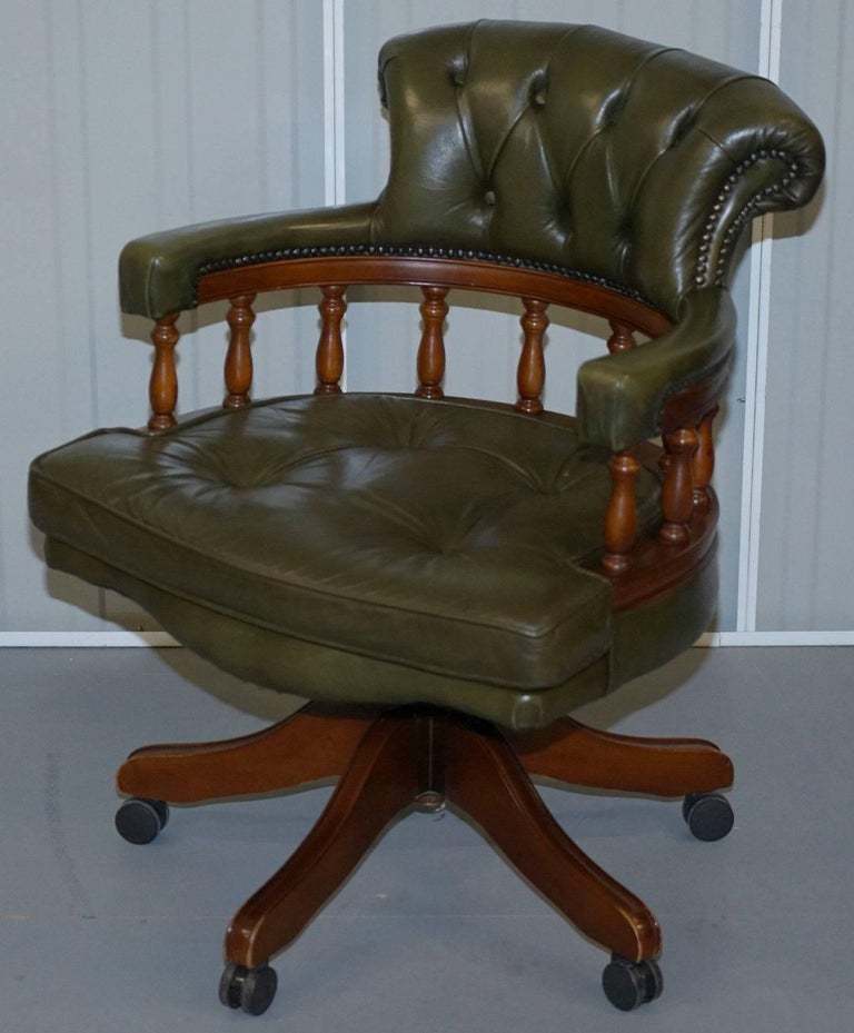 Stunning Cushioned Chesterfield Admirals Captains Aged Green Leather