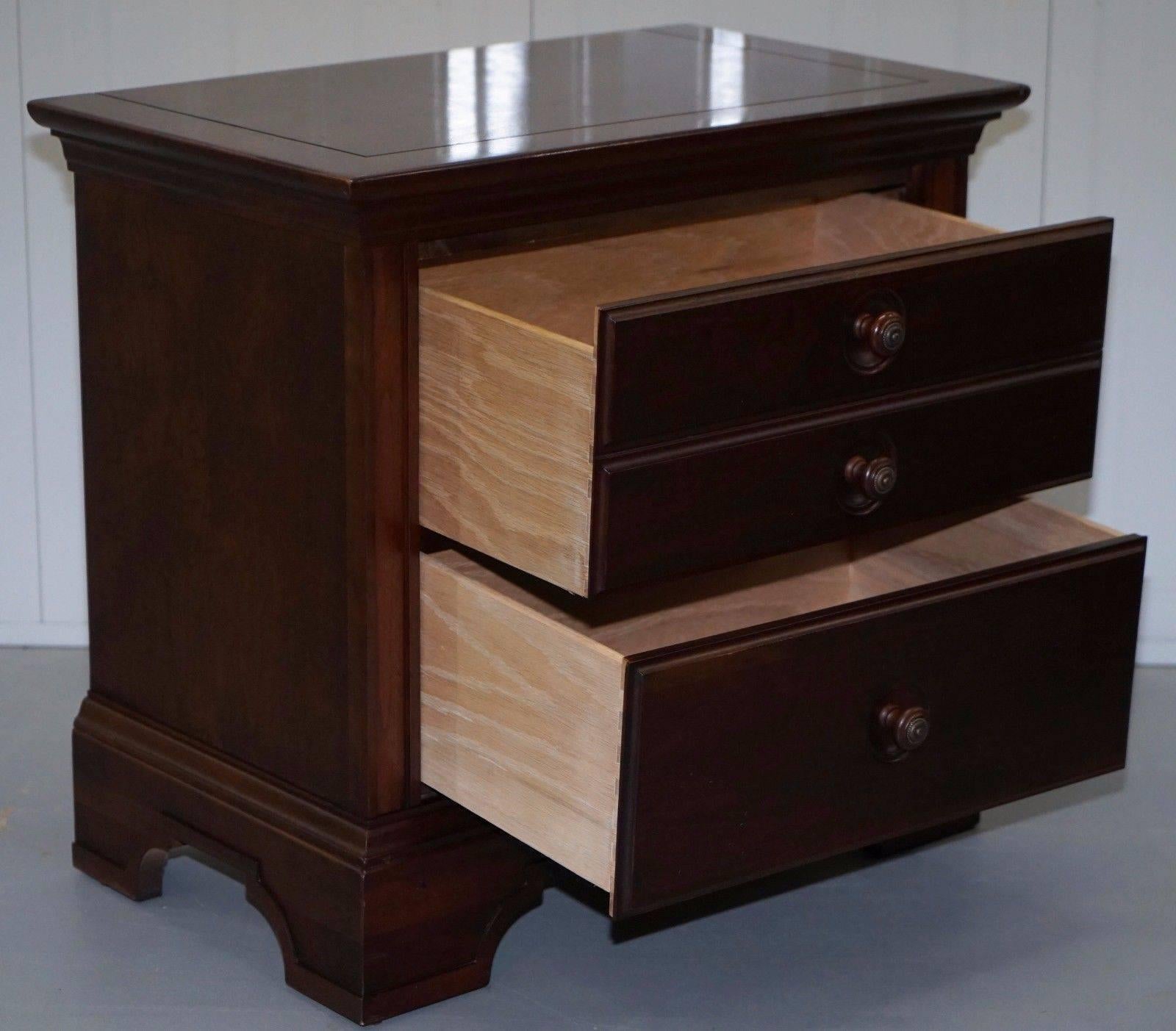 Contemporary Stanley Furniture Pair of Bedside Tables
