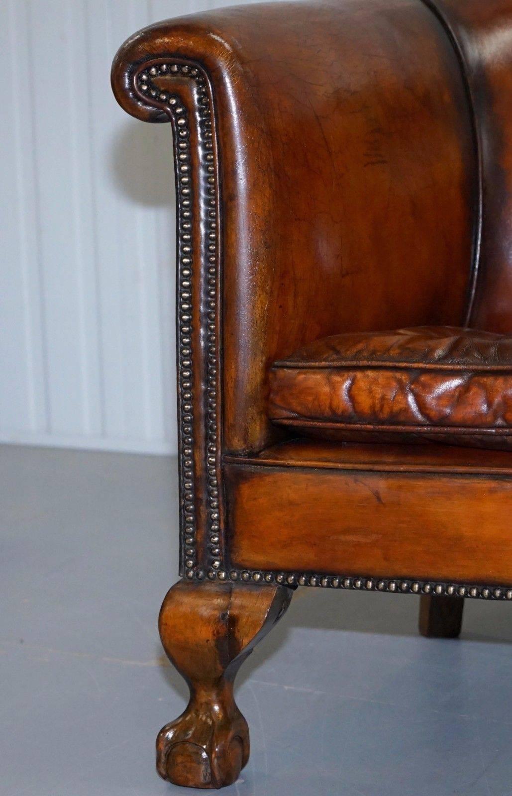 Hand-Carved Pair of Victorian Thomas Chippendale Style Restored Tub Armchairs Claw and Ball