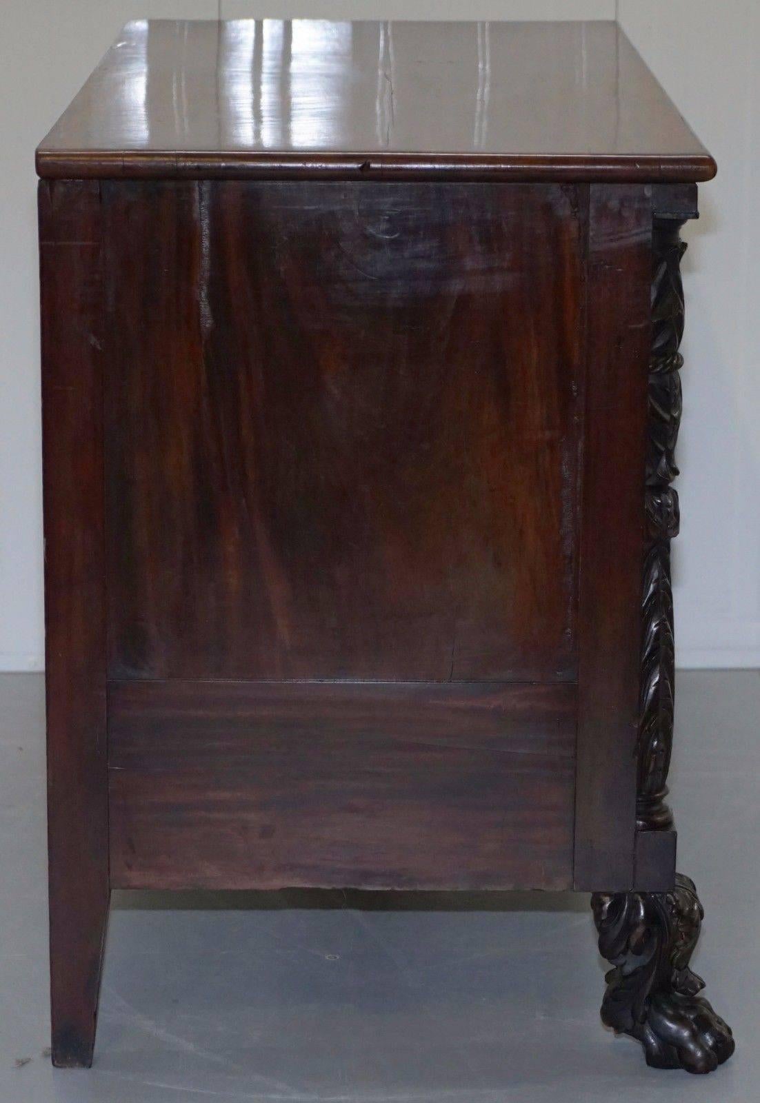 Lion Hairy Paw Carved American Federal Philadelphia Chest of Drawers, 1825 2