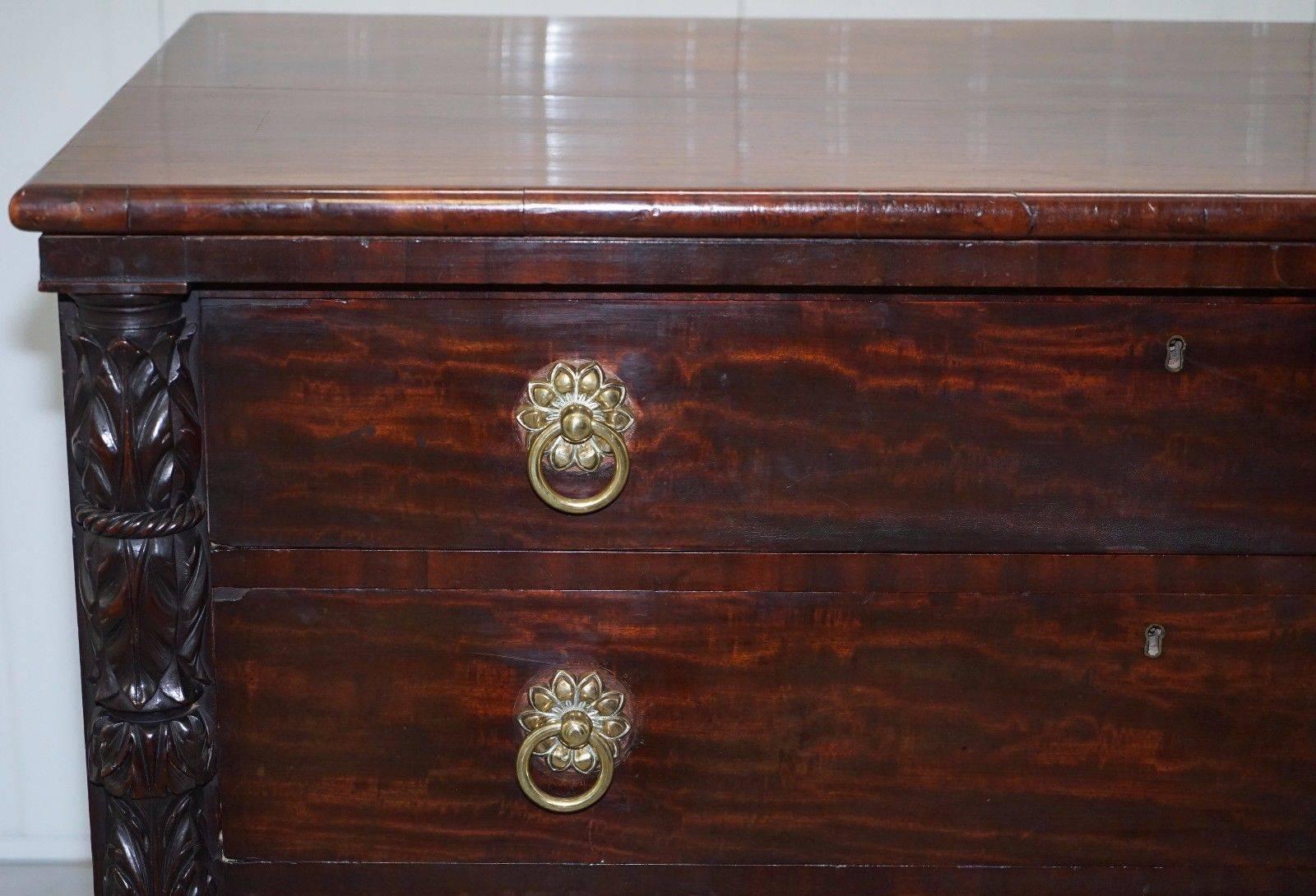 Mahogany Lion Hairy Paw Carved American Federal Philadelphia Chest of Drawers, 1825