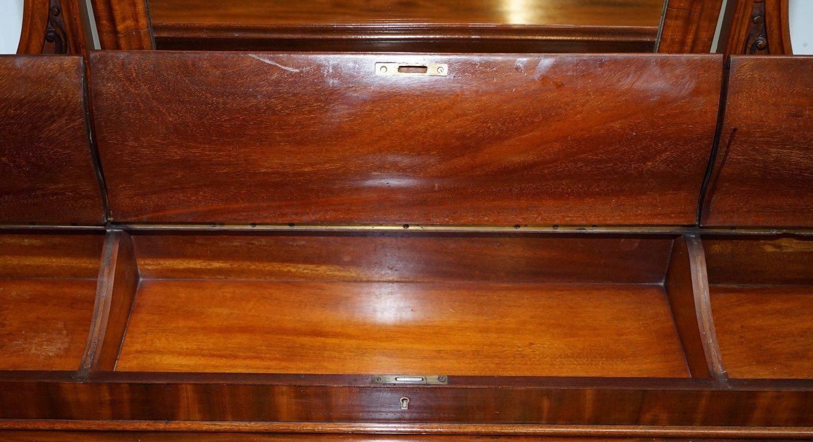 Lovely William IV Mahogany Dressing Table with Gillows Inspired Legs, circa 1830 5