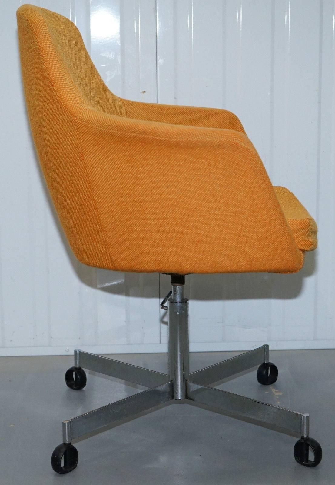 Original 1960s Mid-Century Modern Ryman Conran Manufacturing Office Chair In Distressed Condition In West Sussex, Pulborough
