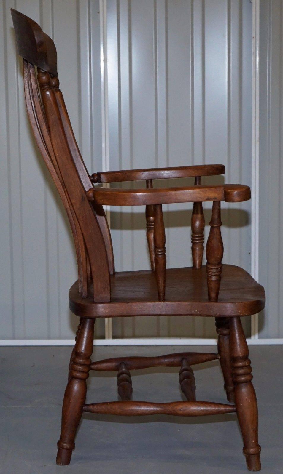 Rare English Elm Victorian, circa 1890 Windsor Stick Lath Back Chair Armchair 3