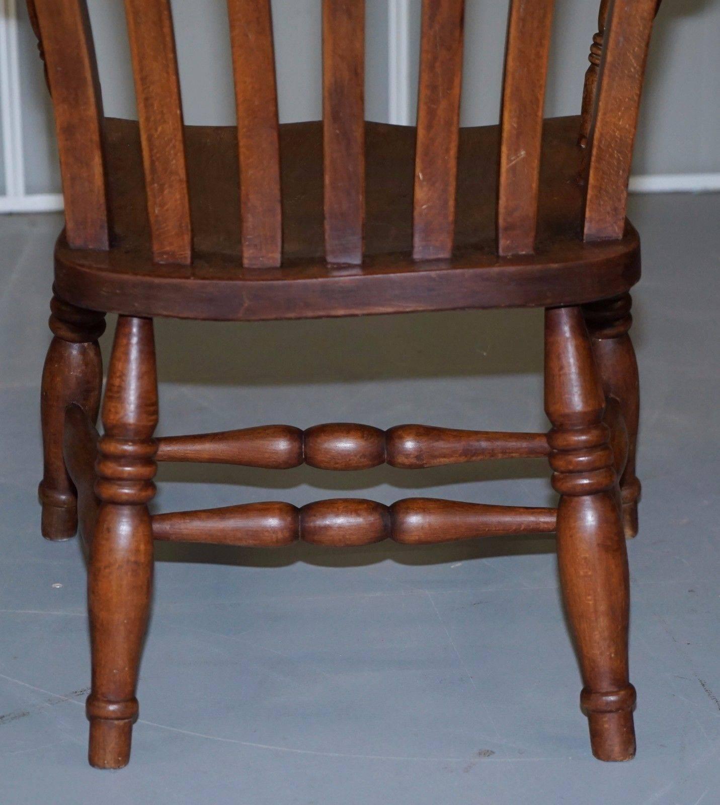 Rare English Elm Victorian, circa 1890 Windsor Stick Lath Back Chair Armchair 4