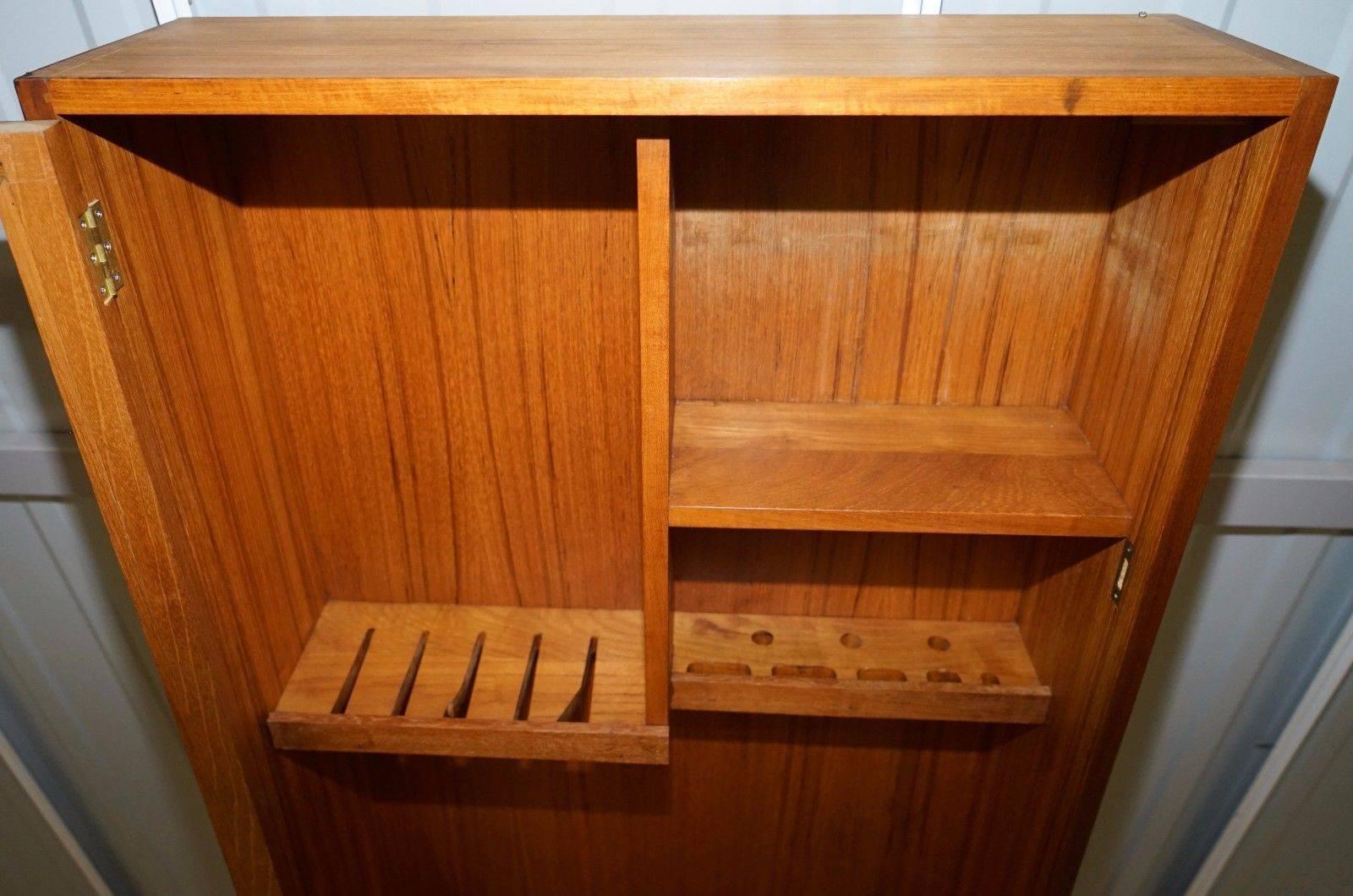 Oak Pedley Saffron Walden Mahogany Gun Cabinet Case Three Locks