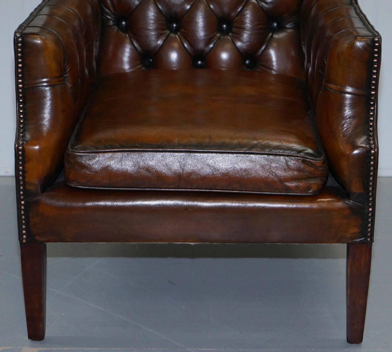 Hand-Carved Pair of George Smith Chesterfield Armchairs in Brown Leather