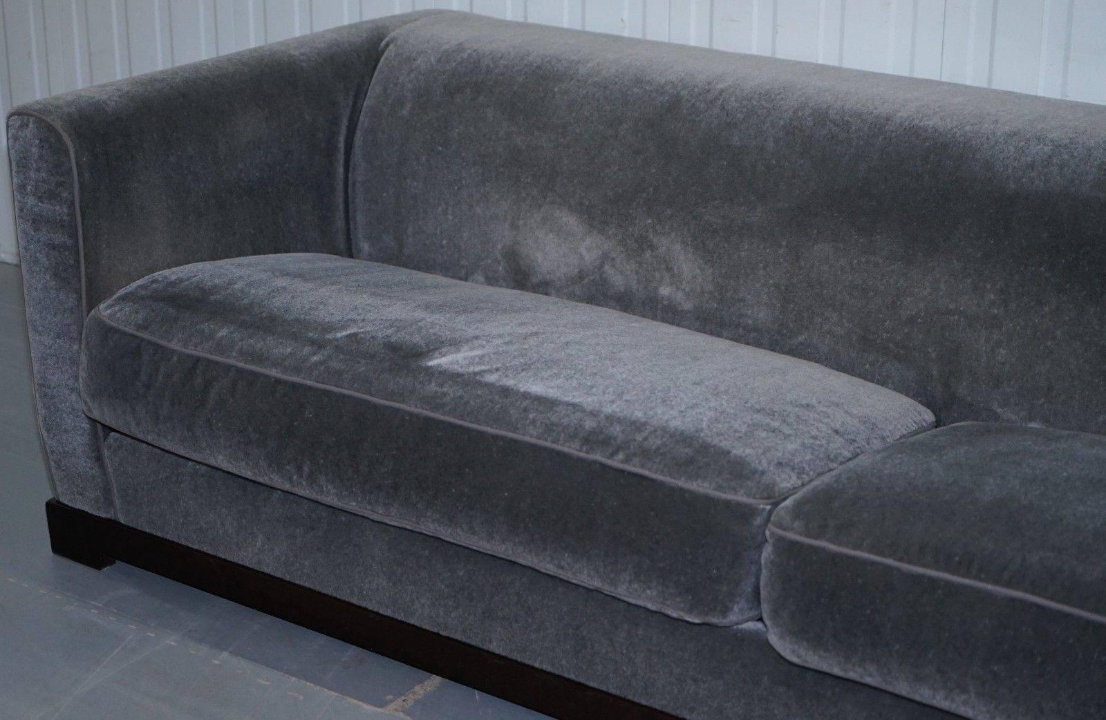 Stunning Promemoria Wanda 4 seat silky soft velvet upholstery sofa with split panel feather filled cushions RRP £10500

Please note the delivery fee listed is just a guide, it covers within the M25 only, for an accurate quote please send me your