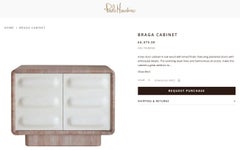 Prix conseillé : 6 475 £. BUFFET « BRAGA » DE PAOLO MOSCHINO, FINITION « LIMEWASH », AVEC PORTES EN PLÂTRE