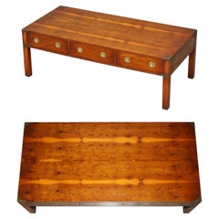 RESTORED BRADLEY FURNITURE ENGLAND BURR YEW WOOD MILITARY CAMPAiGN COFFEE TABLE
