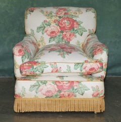 IMPRESIONANTE SILLÓN DE CLUB VICTORIANO ANTIGUO DE HOWARD & SON, TAPIZADO CON MOTIVOS FLORALES