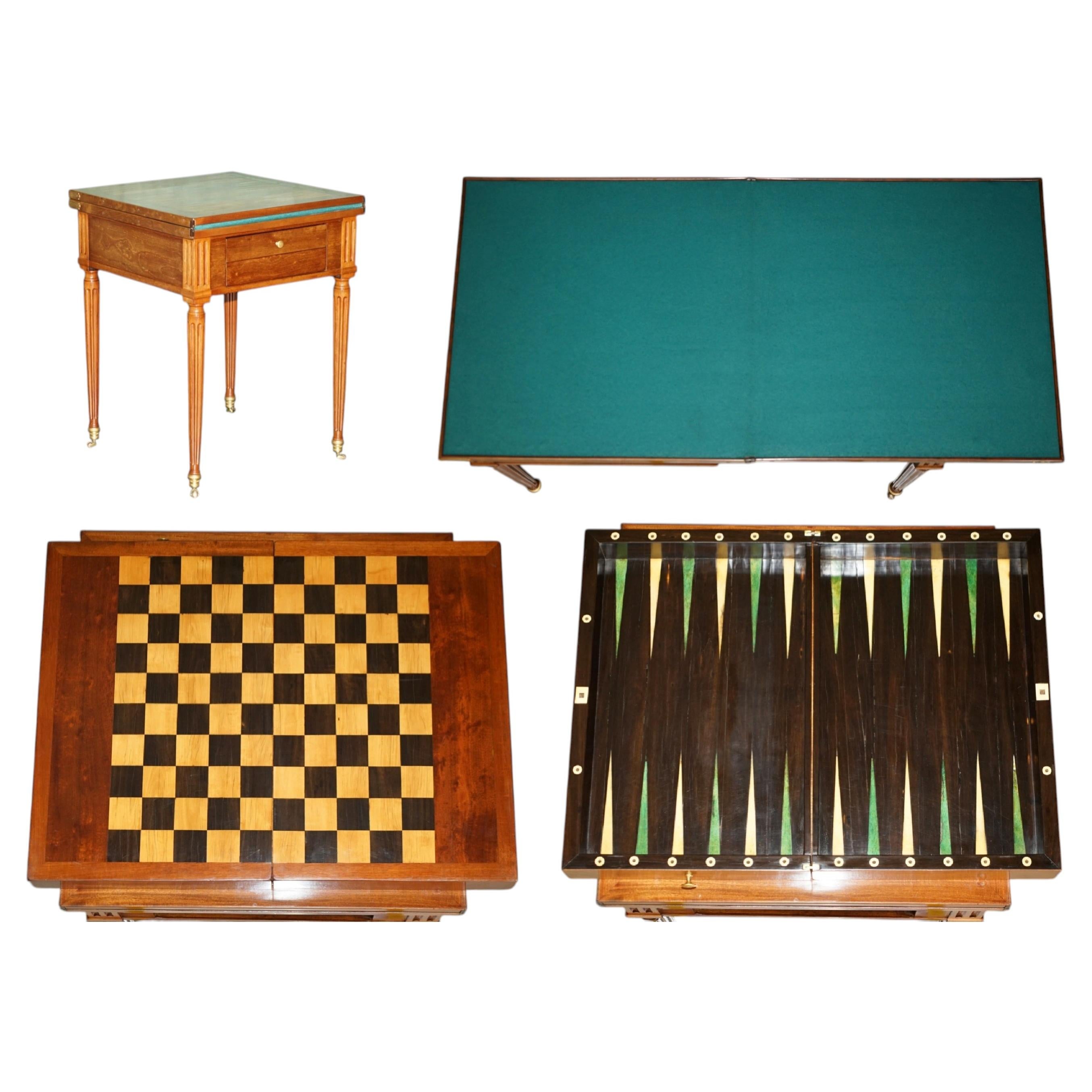 TABLE DE JEUX ANTIQUE DU XIXe SIÈCLE EN NOYER : ÉCHECS, BACKGAMMON ET TRiC TRAC