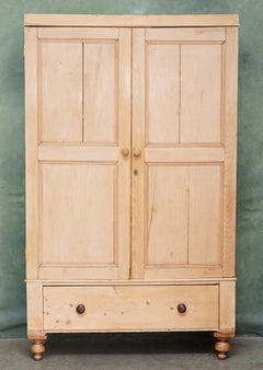 LARGE ANTIQUE VICTORIAN CiRCA 1840 OAK HOUSEKEEPERS CUPBOARD DRAWERS LINEN POTS