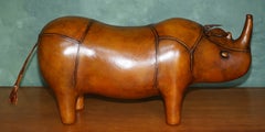 OLD STOCK LIBERTY LONDON STYLE OMERSA BROWN LEATHER FOOTSTOOL RHINOCEROS RHiNO