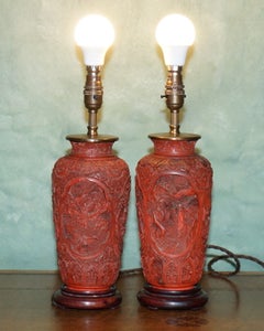 DECORATiVE PAIR OF ANTIQUE CHINESE CARVED CINNABAR LACQUER VASE TABLE LAMPS