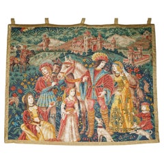 GRAN TAPIZ VINTAGE MEDIEVAL CON ESCENA DE CORTEJO, CON FIGURAS TEJIDAS, PARA COLGAR EN LA PARED