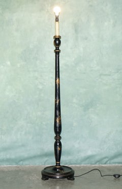 ANTIQUE 1920's CHINOISERIE BLACK JAPANNED FLOOR STANDARD LAMP GILT DECORATION