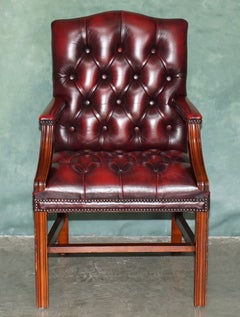 LOVELY GEORGIAN STYLE OXBLOOD LEATHER & HARDWOOD GAINSBOROUGH LIBRARY ARMCHAiR