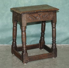 IMPORTANT CHARLES II 17TH CENTURY 1660 CARVED OAK S-SCROLL JOINED JOiNT STOOL