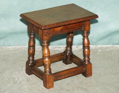 ANTIQUE 17TH CENTURY STYLE SMALL OAK JOINT STOOL CIRCA 1880 LOVELY PATINATiON