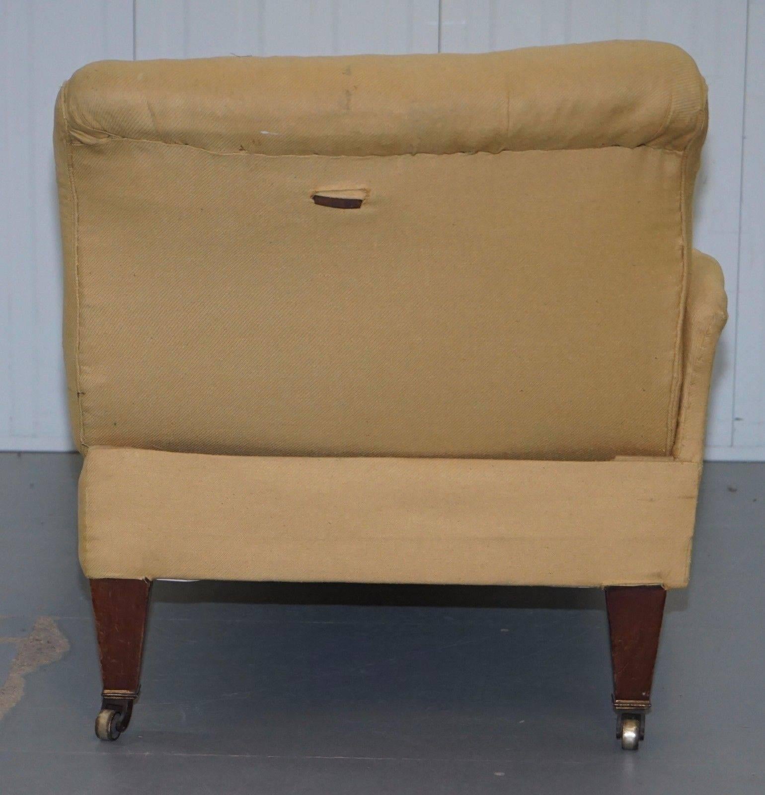 British Original Period Howard & Sons Fully Stamped with Castors Chaise Lounge Daybed