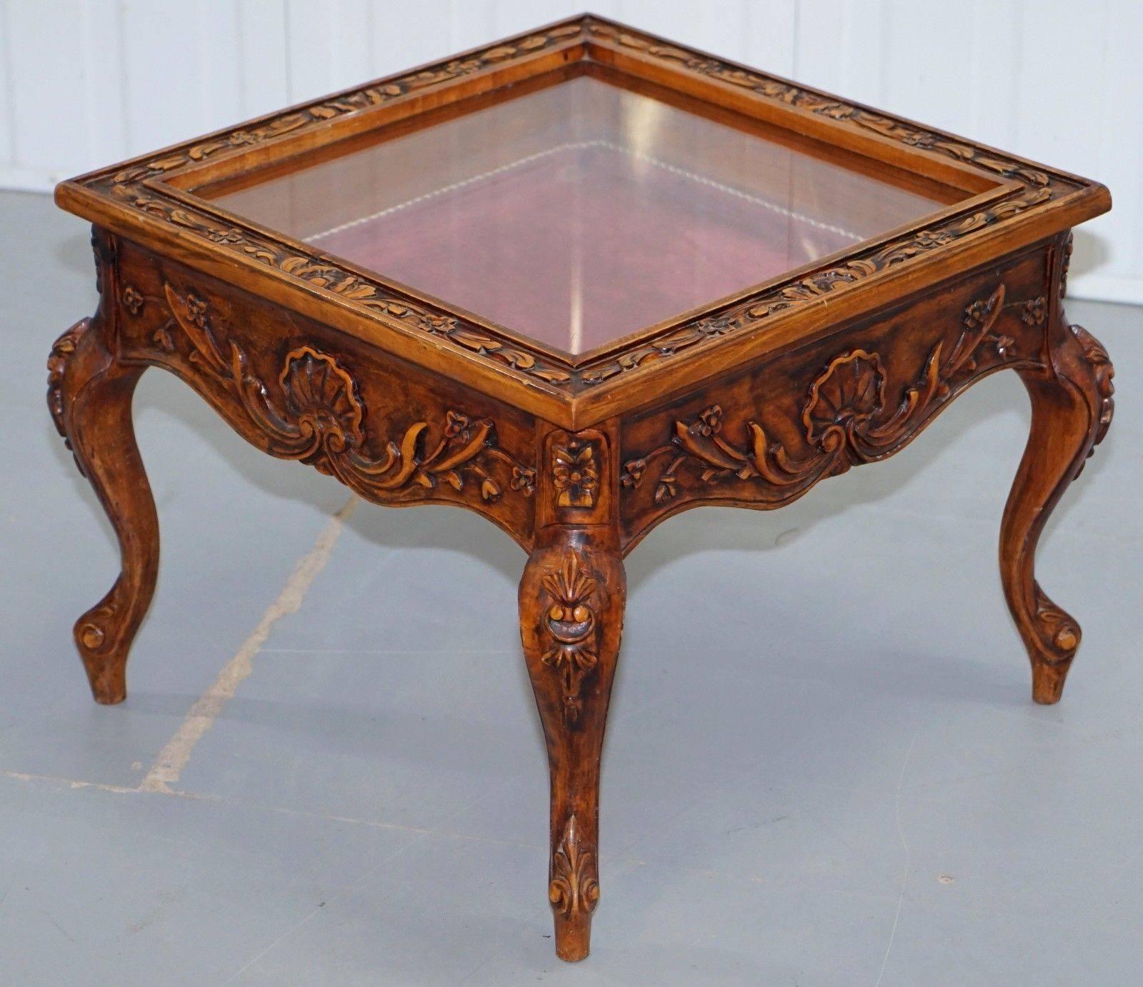 Hand-Carved Rare Pair of Carved Wood Display Cabinet Case Coffee Table & Matching Side Table