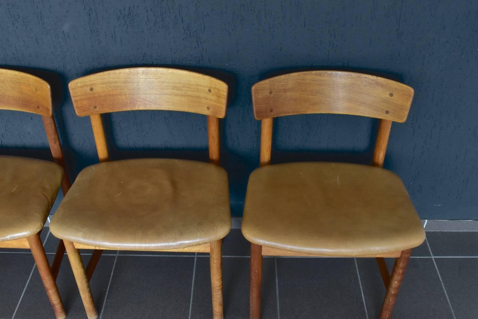 Leather Set of Four Børge Mogensen Chairs, Produced by Fredericia Furniture