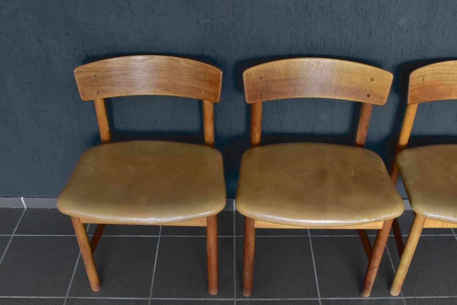 Set of Four Børge Mogensen Chairs, Produced by Fredericia Furniture 1