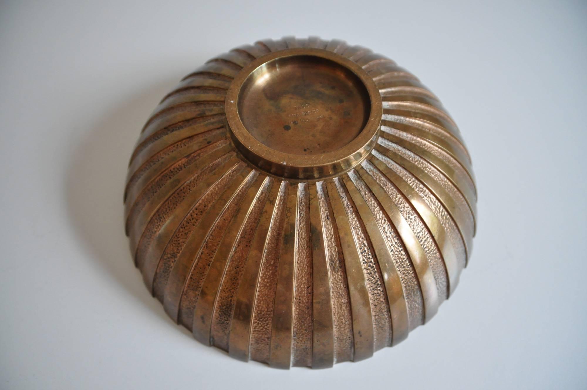 Nice large bronze bowl by Tinos Made in Denmark. Diameter 22cm with very nice patina.