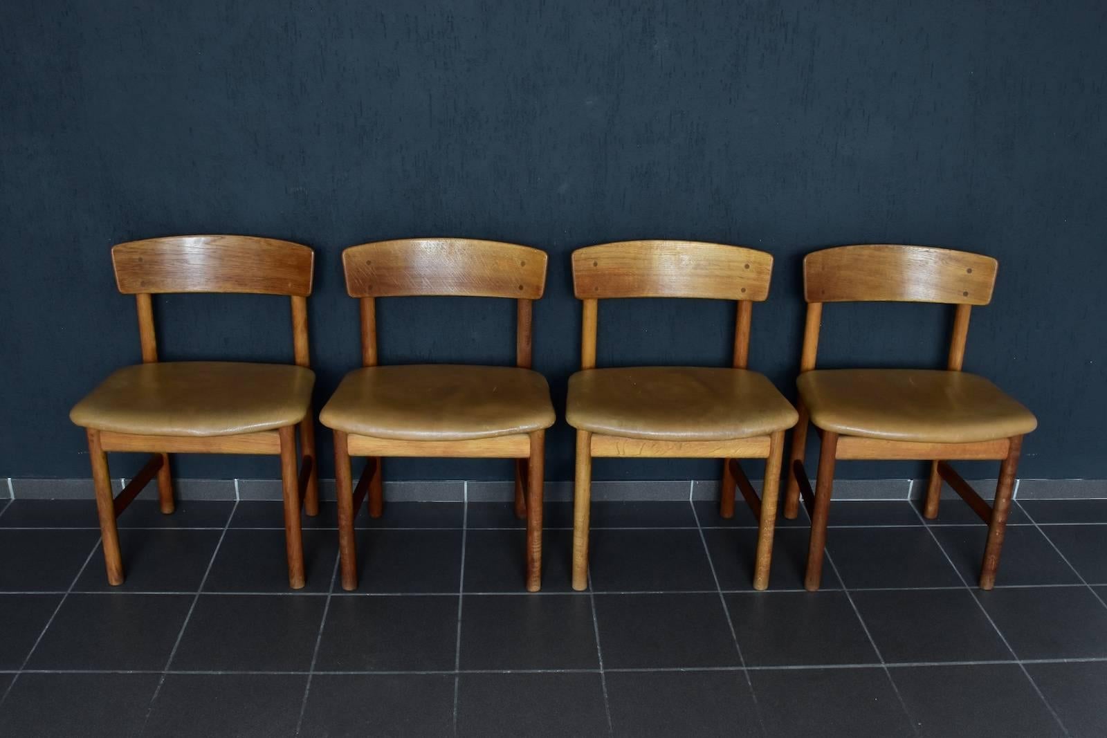 Set of Four Børge Mogensen Chairs, Produced by Fredericia Furniture 3