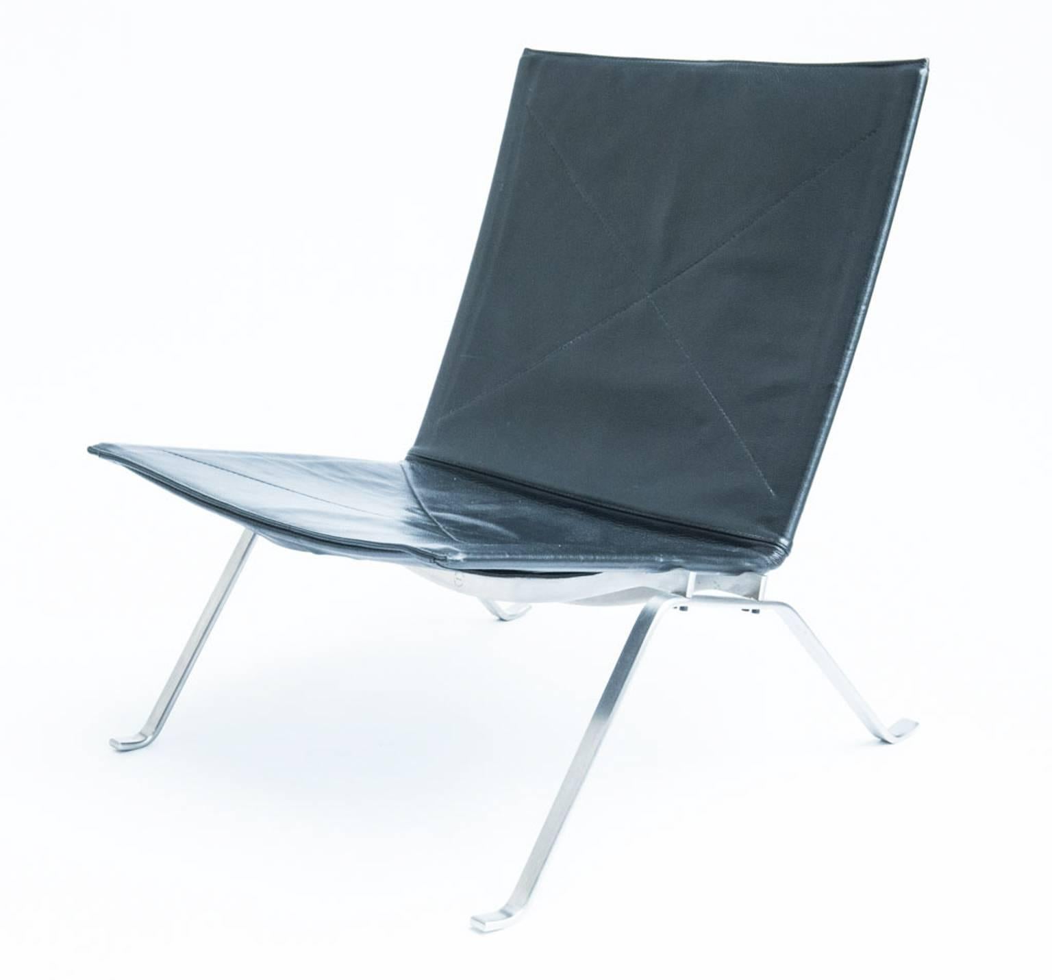 The iconic model PK-22 was designed in 1955, and is probably Kjærholms most famous design. 

Produced and stamped by Fritz Hansen. Literature: Noritsugu Oda. 'Danish chairs', p. 181.