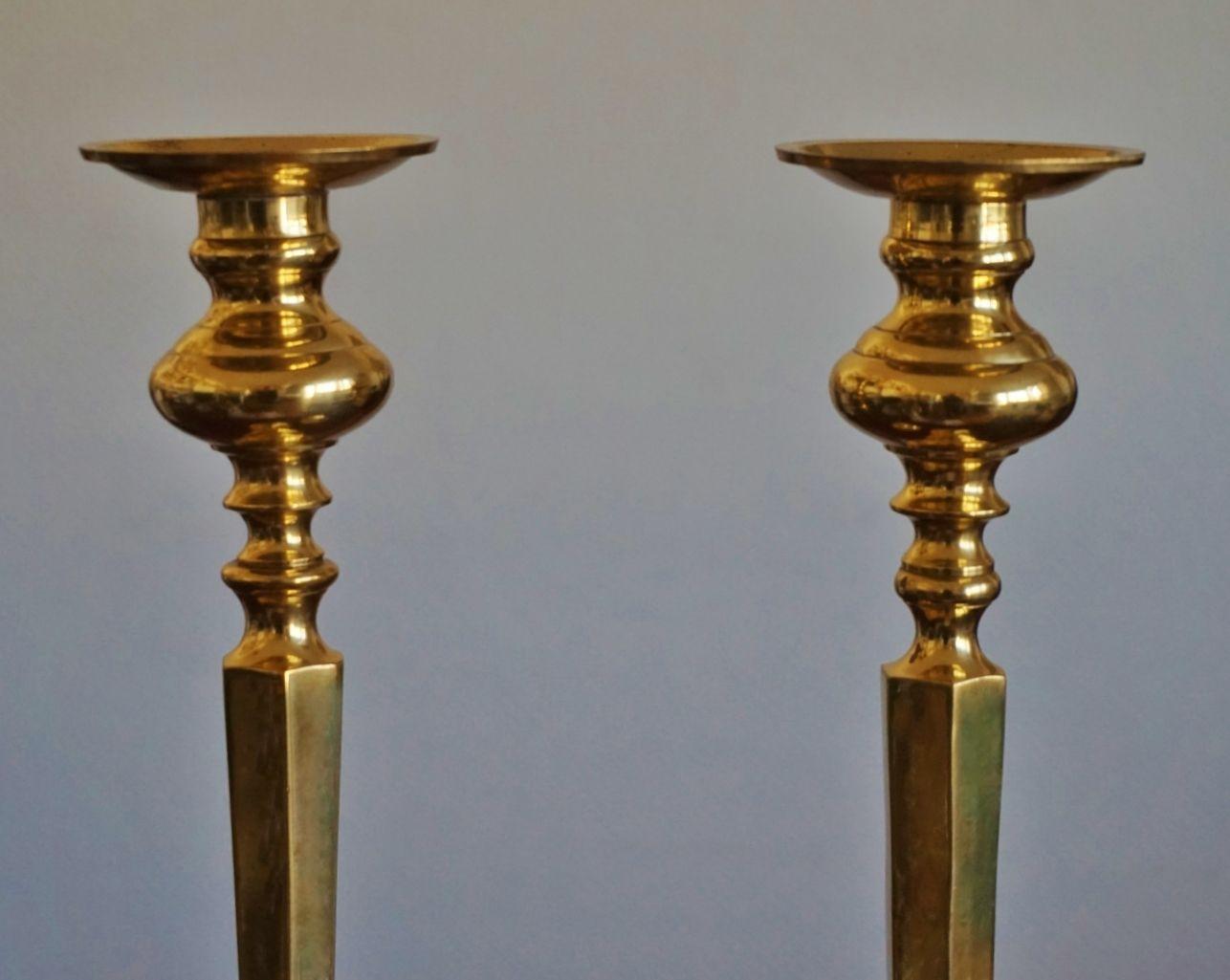 Pair of Solid Brass Altar Candleholders, France, Late 19th Century In Good Condition In Frankfurt am Main, DE