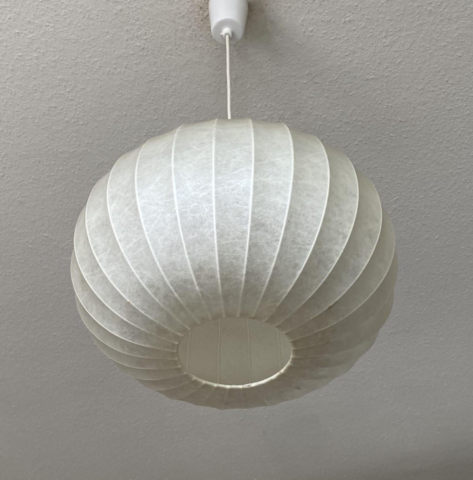 Cocoon Midcentry Pendant Lamp by Friedel Wauer for Goldkant, Gemany, 1960s In Good Condition For Sale In Frankfurt am Main, DE