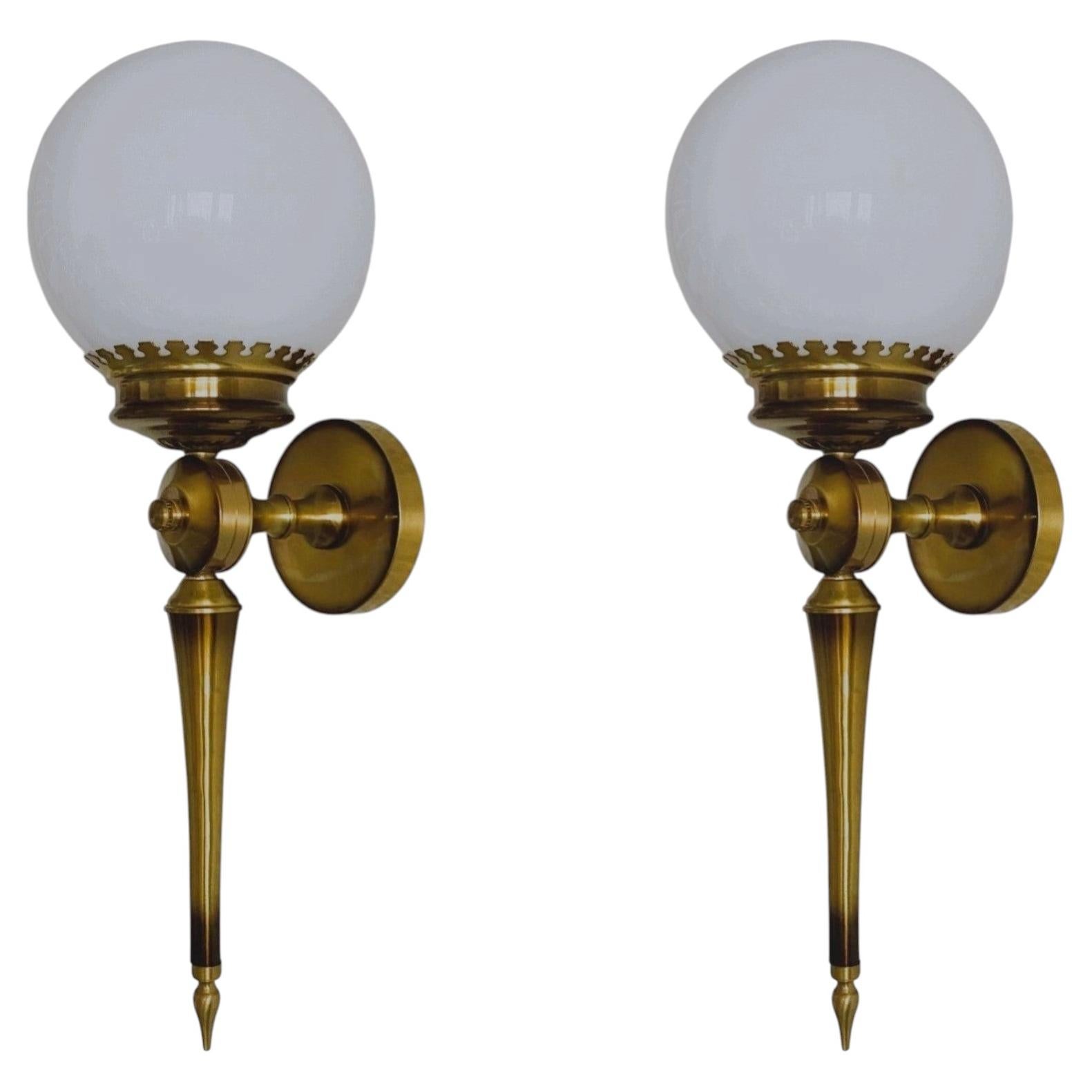 How do I identify an Art Deco lamp?